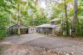 Designer Getaway-Hot Tub, 4 Minutes to Dahlonega